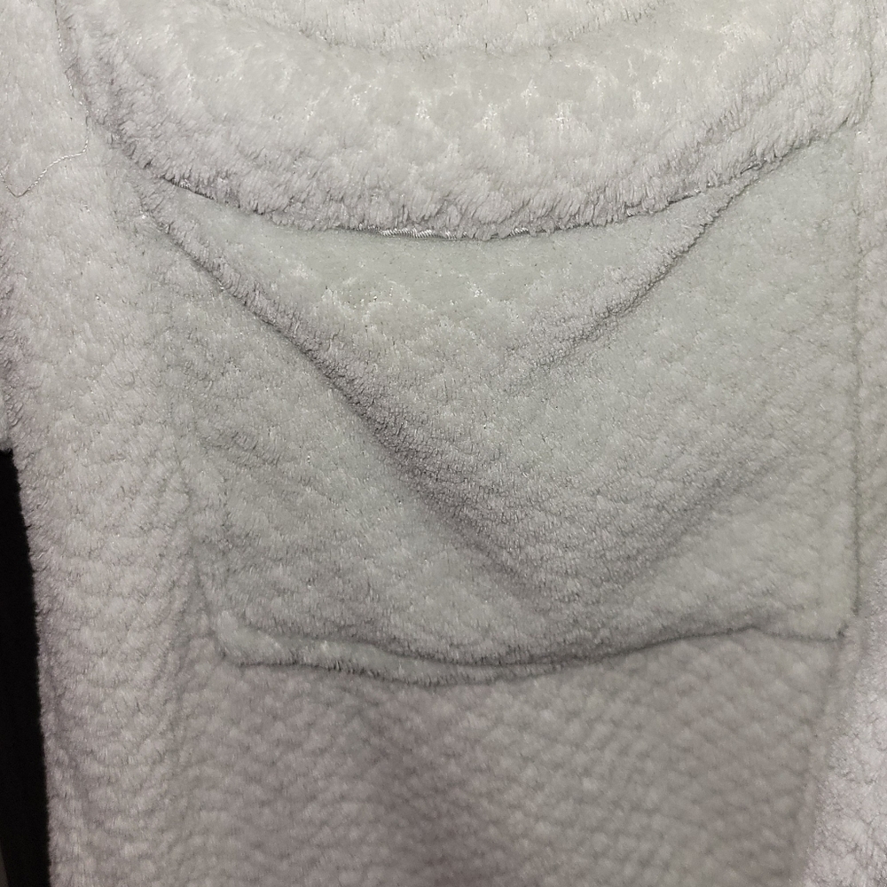 Simply Basic Woman's Robe - Picture 5 of 6
